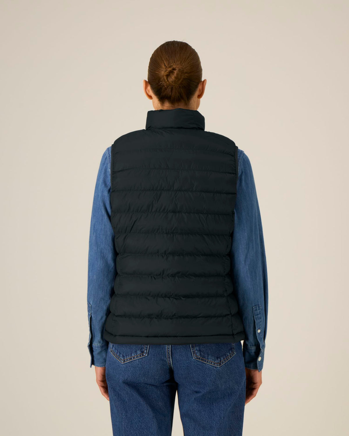 #Farbe_Black - C002