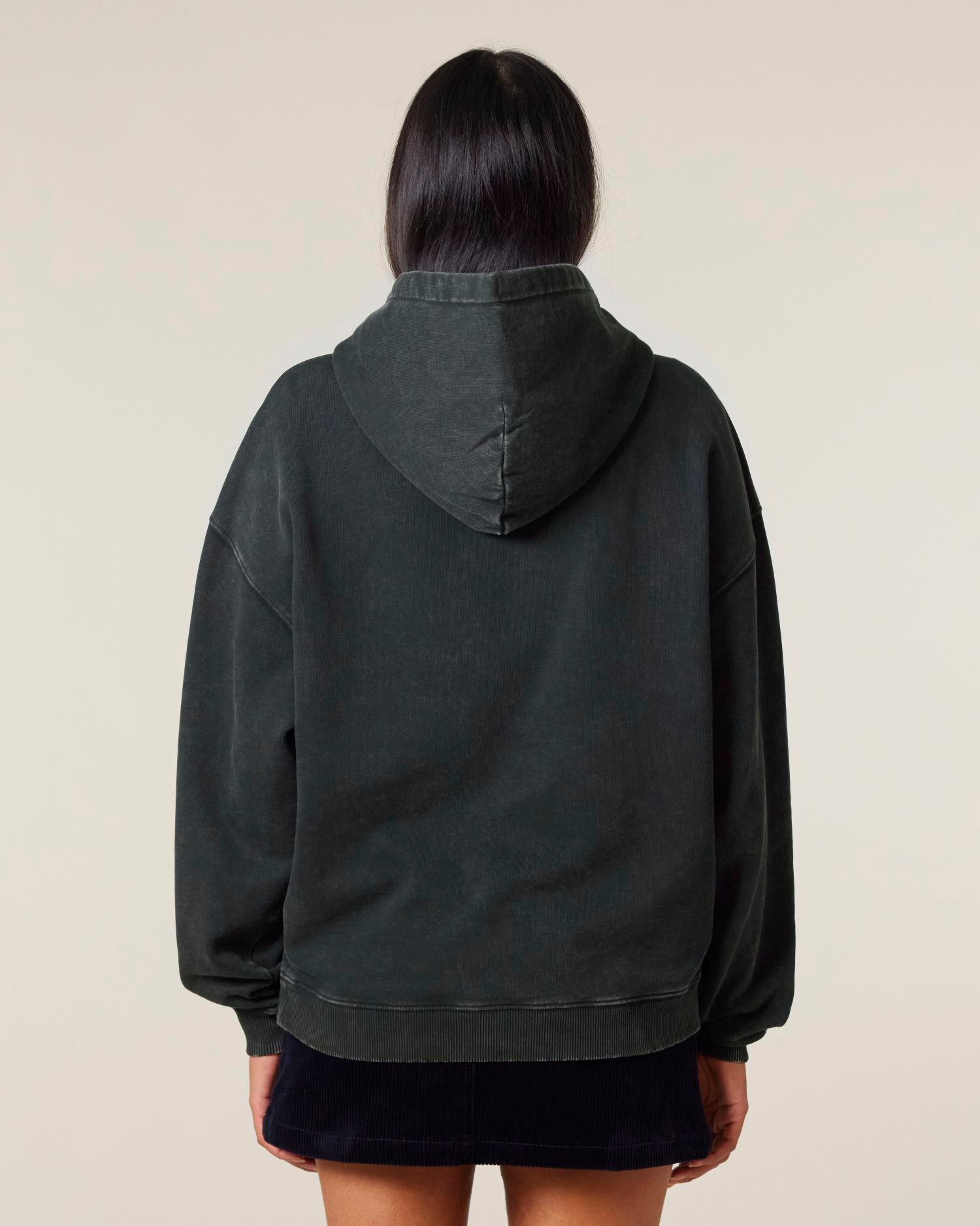 #Farbe_G. Dyed Black Rock - C140