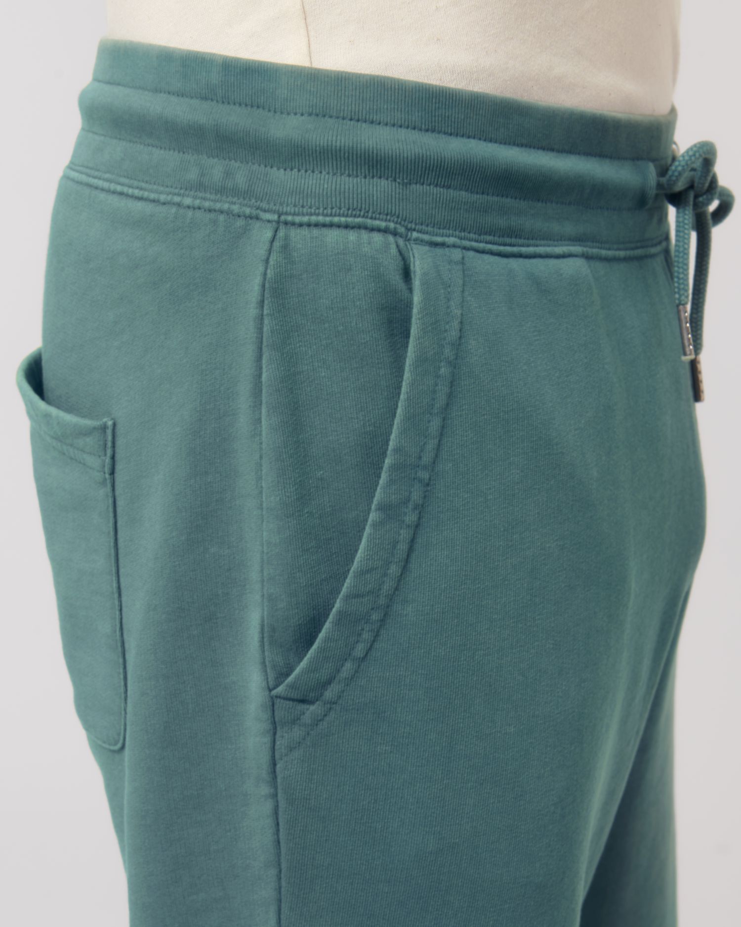 #Farbe_G. Dyed Hydro - C102