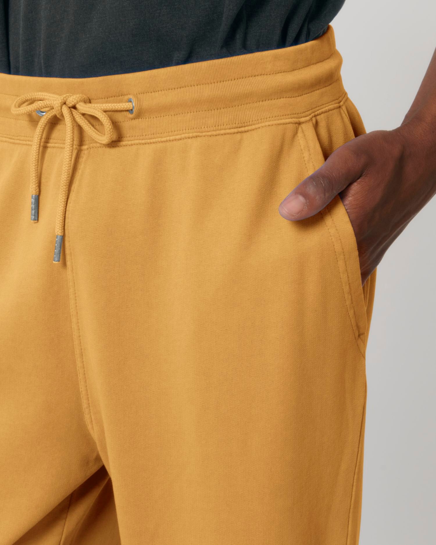 #Farbe_G. Dyed Gold Ochre - C141