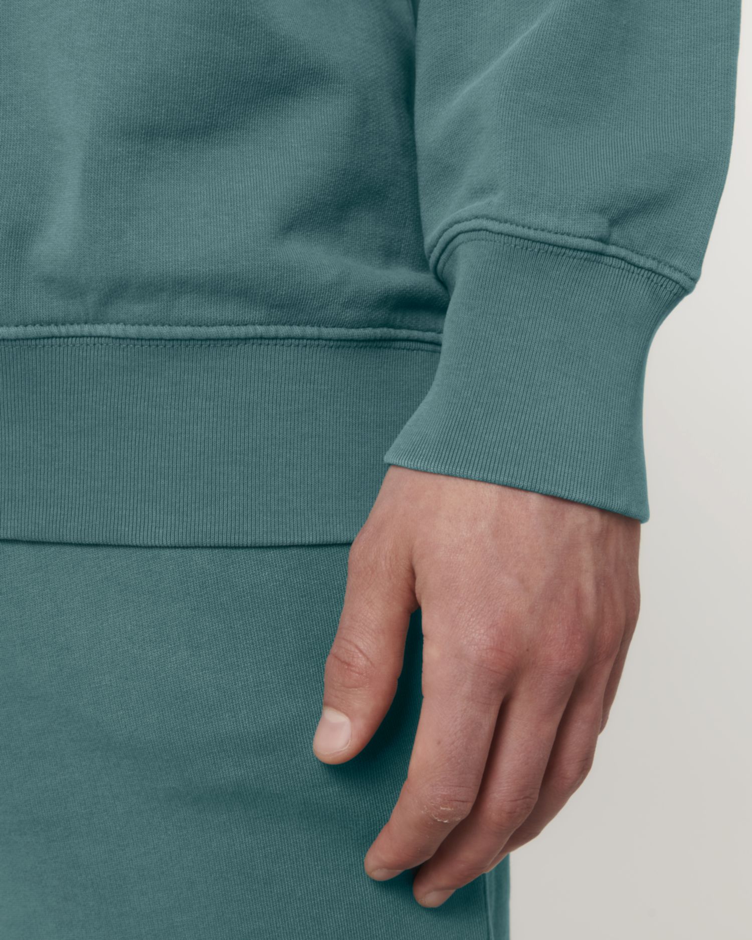 #Farbe_G. Dyed Hydro - C102