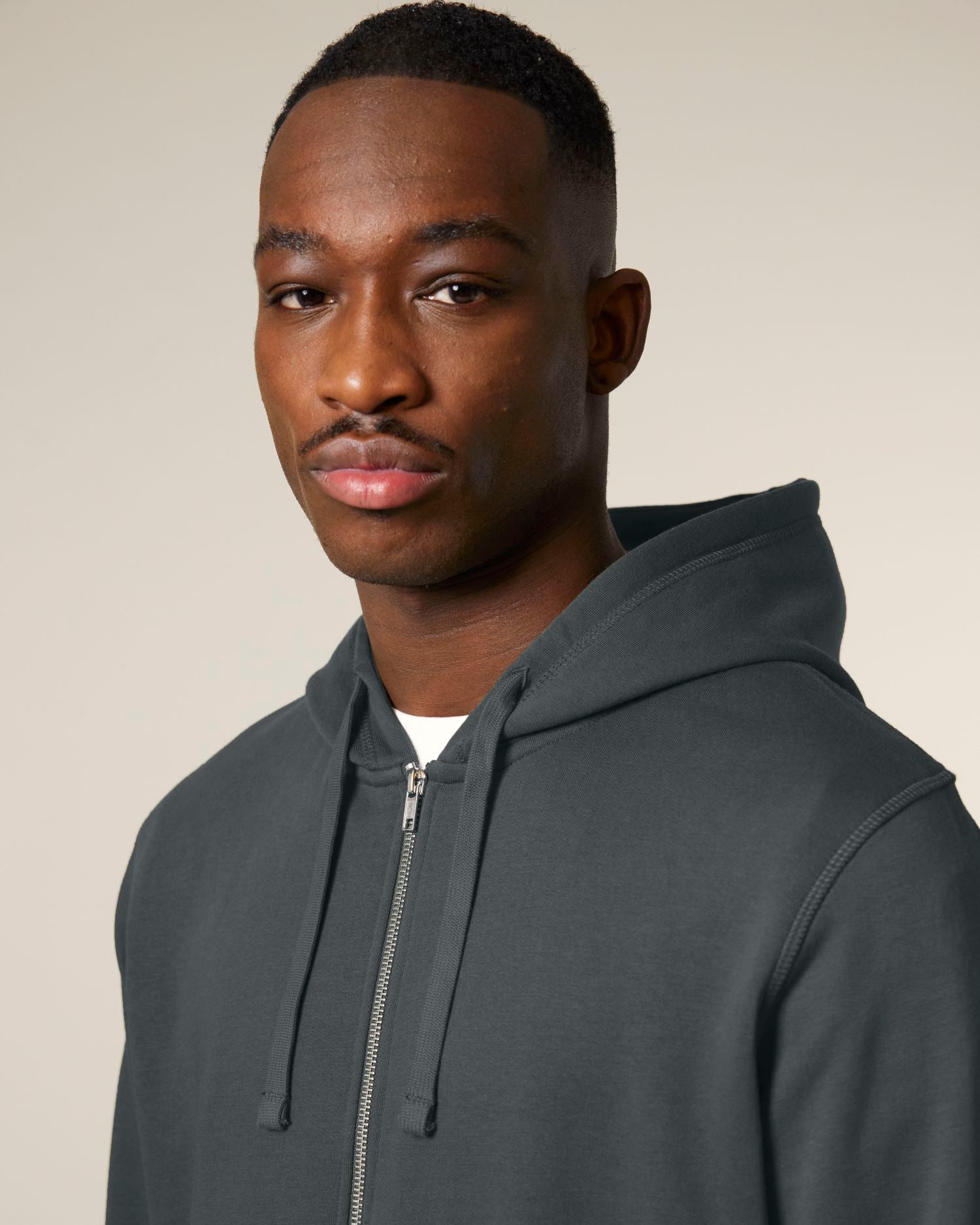 #Farbe_Anthracite - C253