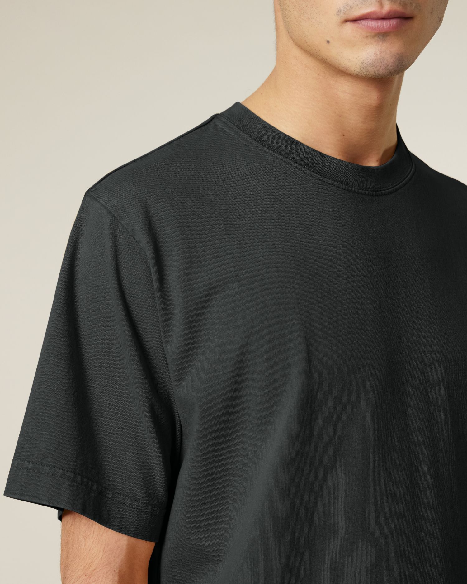 #Farbe_G. Dyed Black Rock - C140