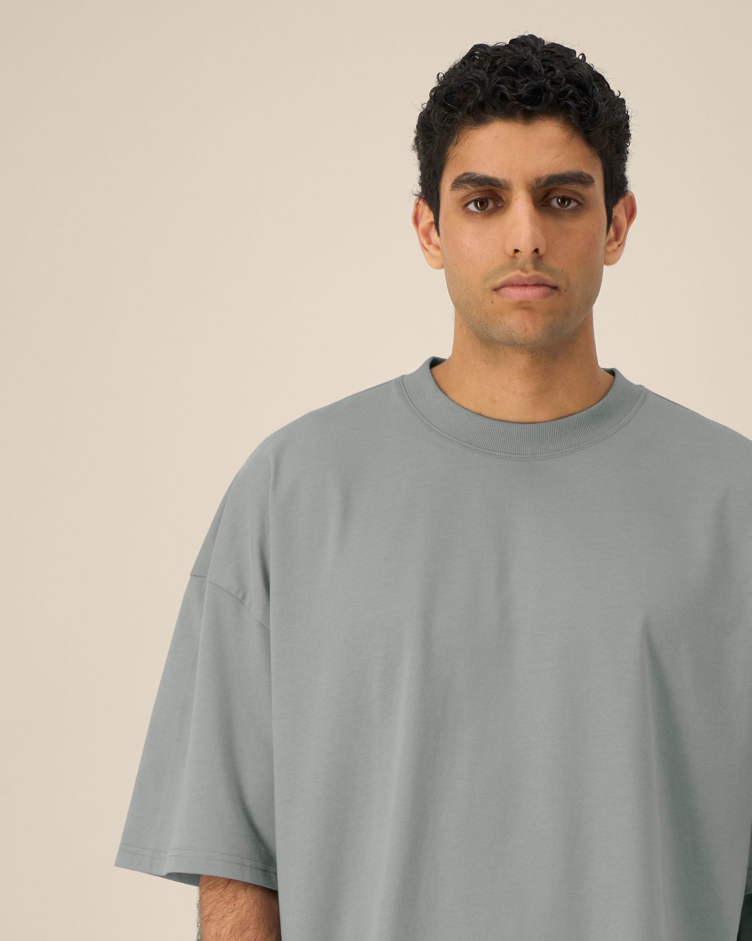 #Farbe_Misty Grey - C138