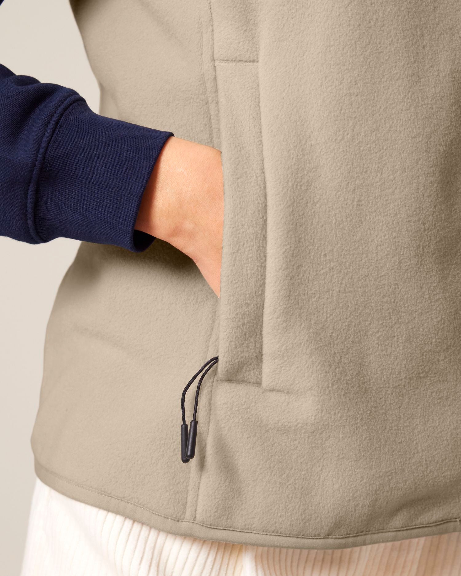 #Farbe_Desert Dust - C028