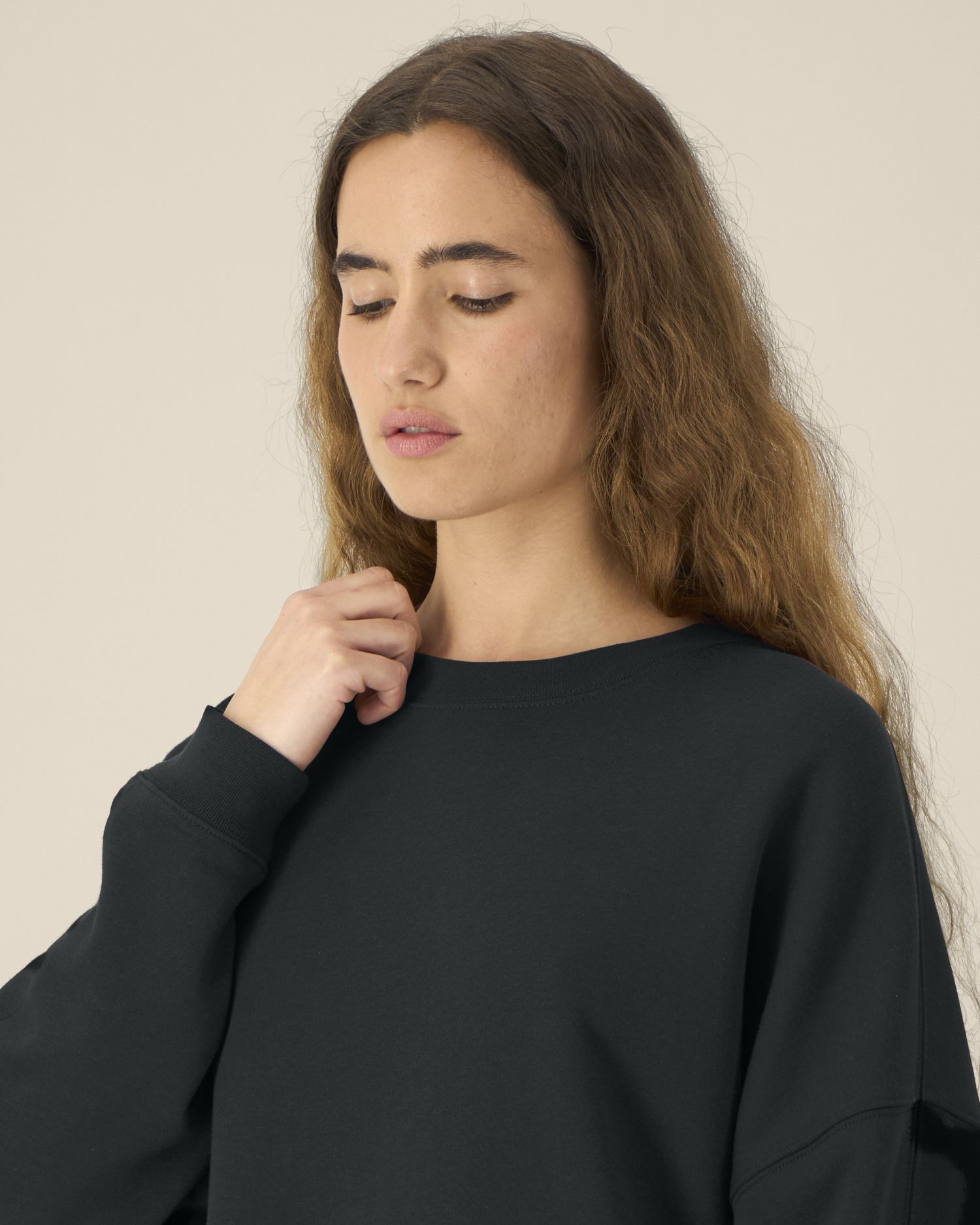 #Farbe_Black - C002