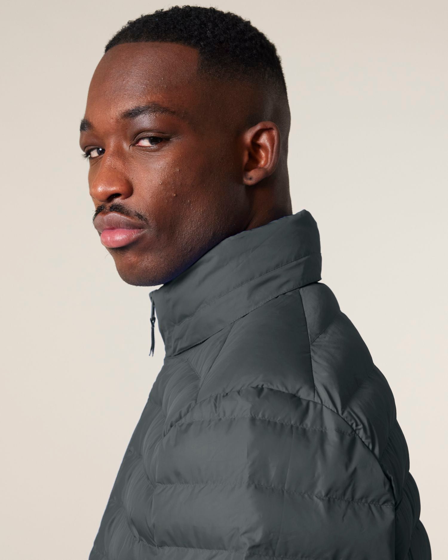 #Farbe_Anthracite - C253