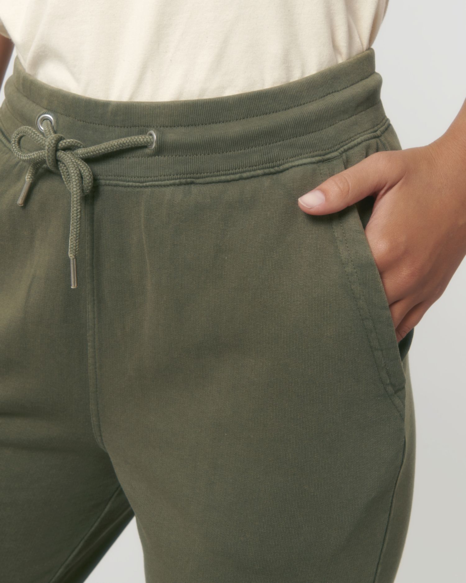 #Farbe_G. Dyed Khaki - C109