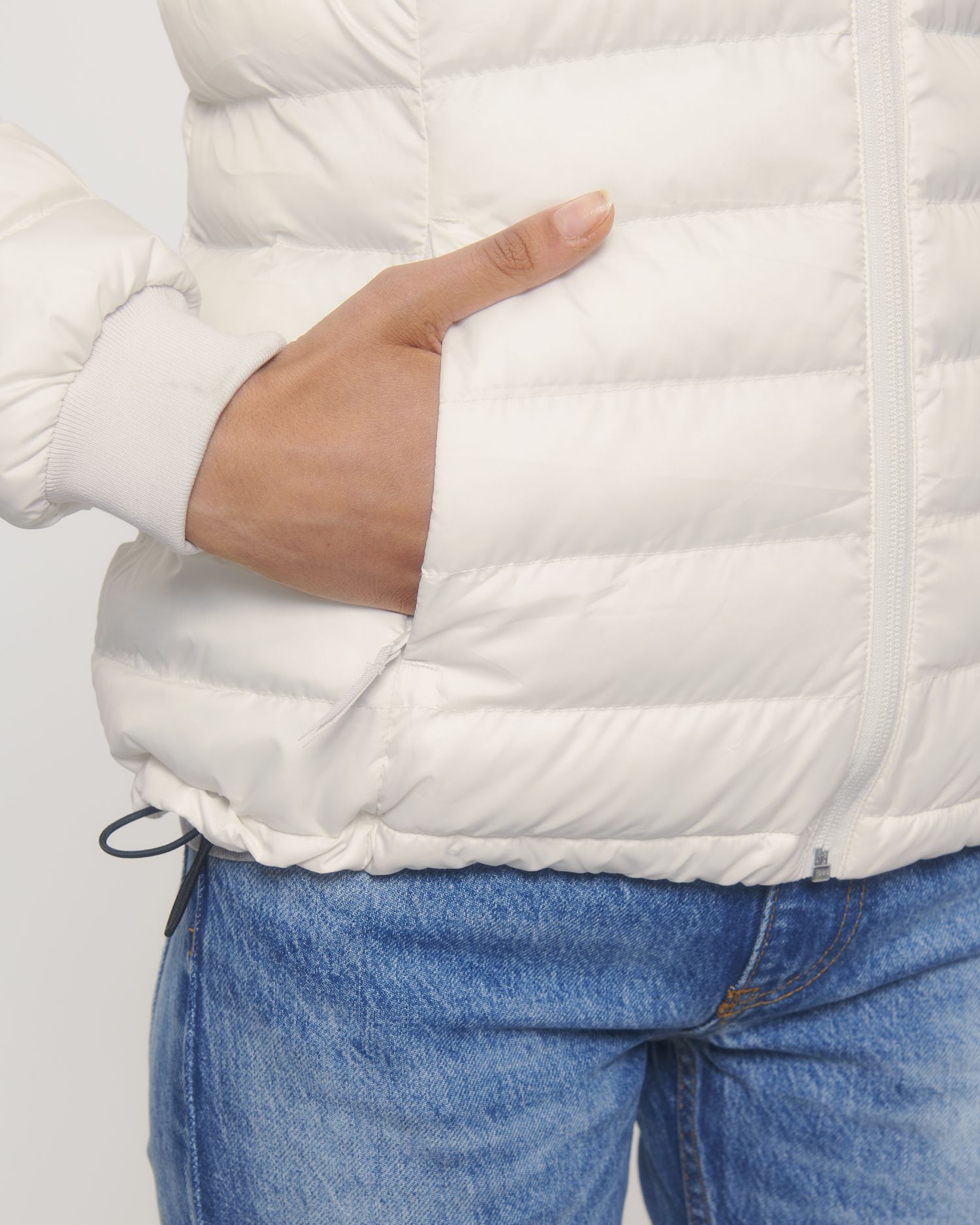 #Farbe_Off White - C018