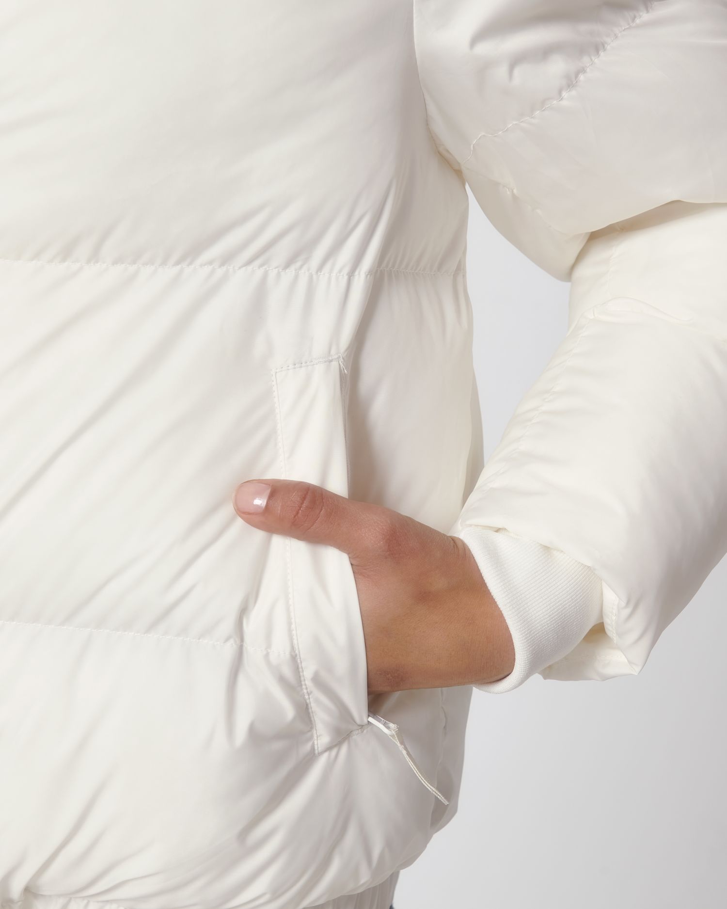 #Farbe_Off White - C018