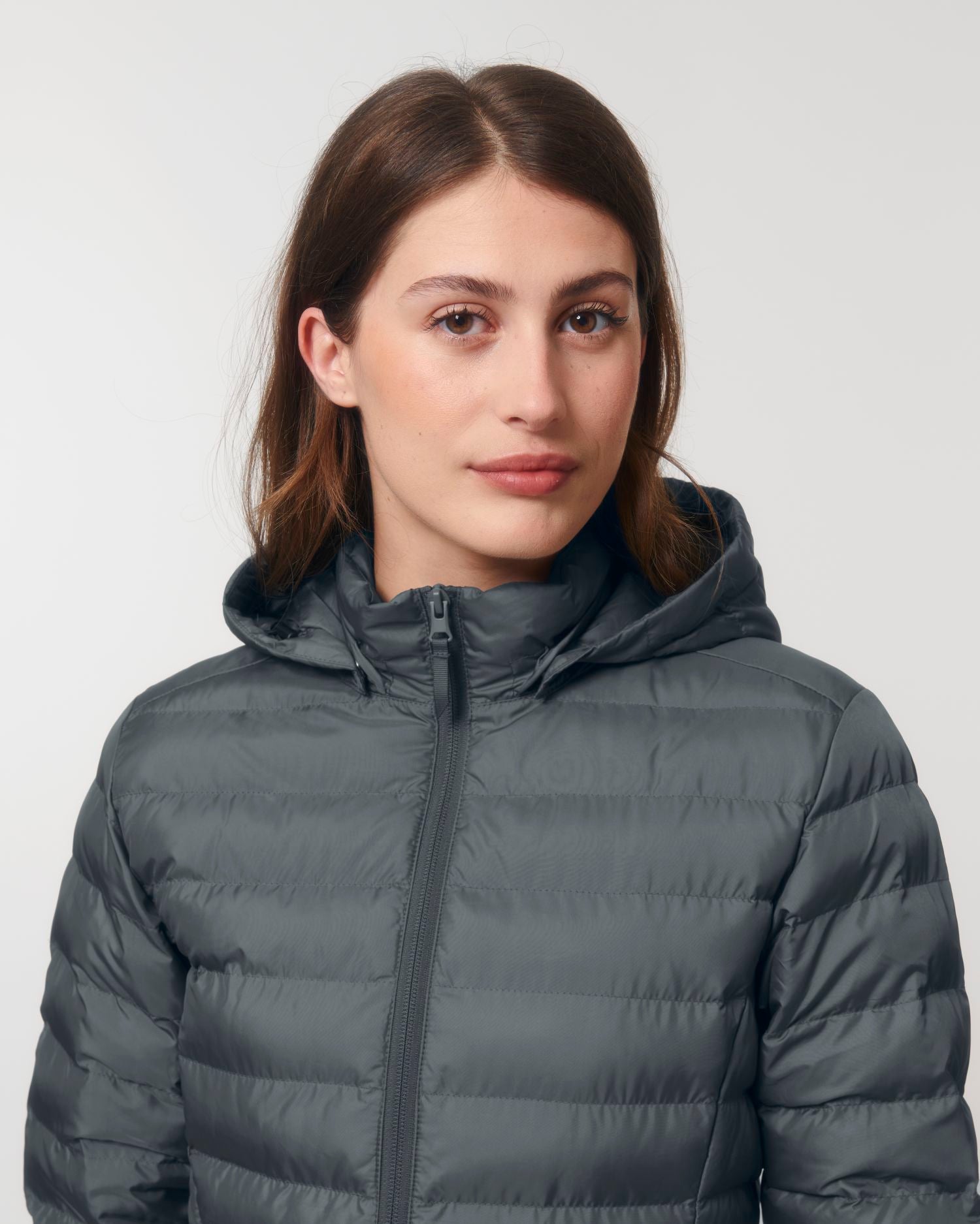 #Farbe_Deep Metal - C080