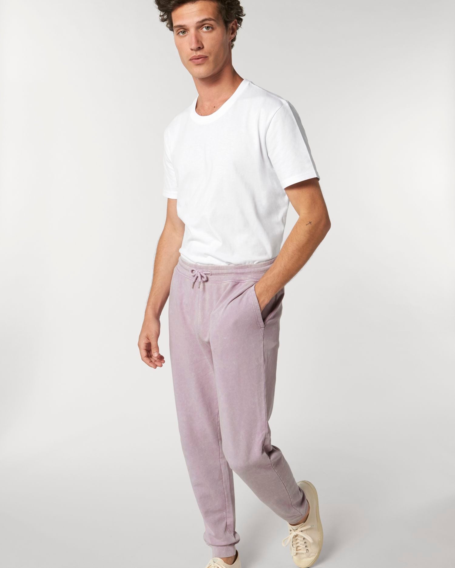 #Farbe_G. Dyed Aged Lilac Petal - C526