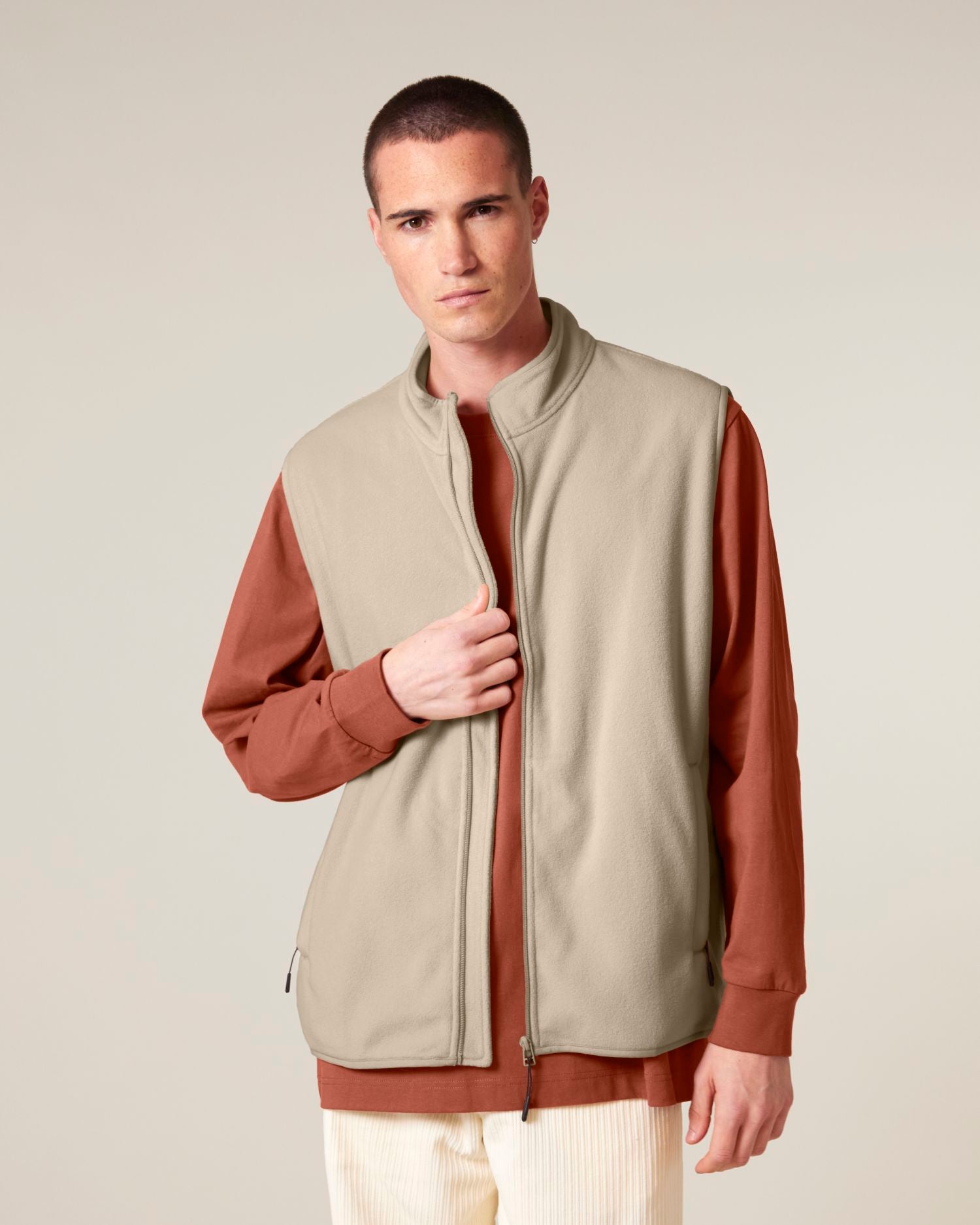 #Farbe_Desert Dust - C028