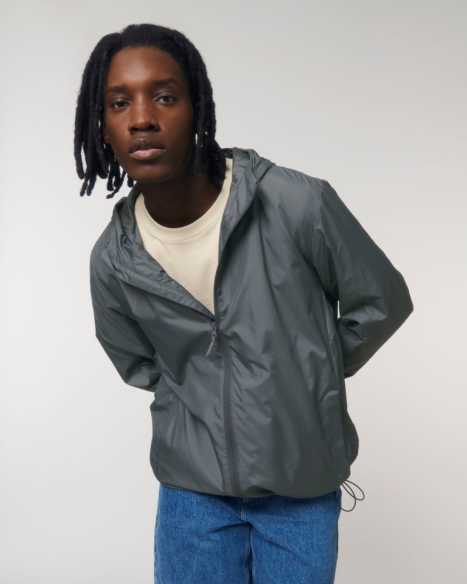 #Farbe_Deep Metal - C080