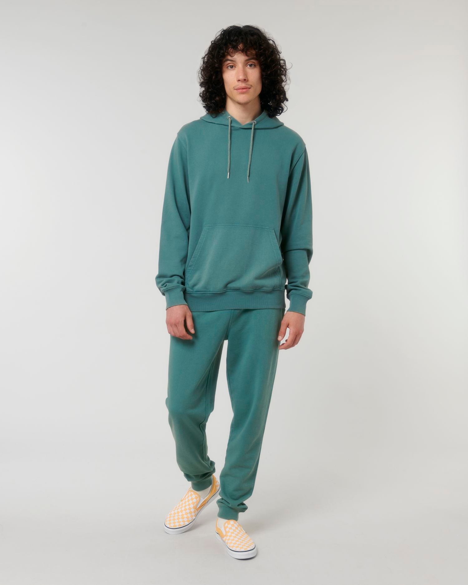 #Farbe_G. Dyed Hydro - C102