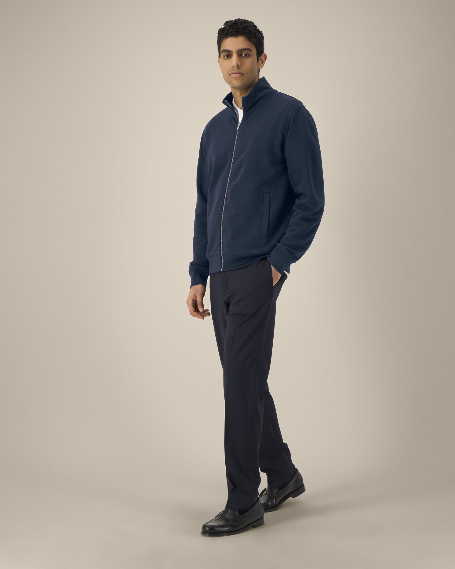 #Farbe_French Navy - C727