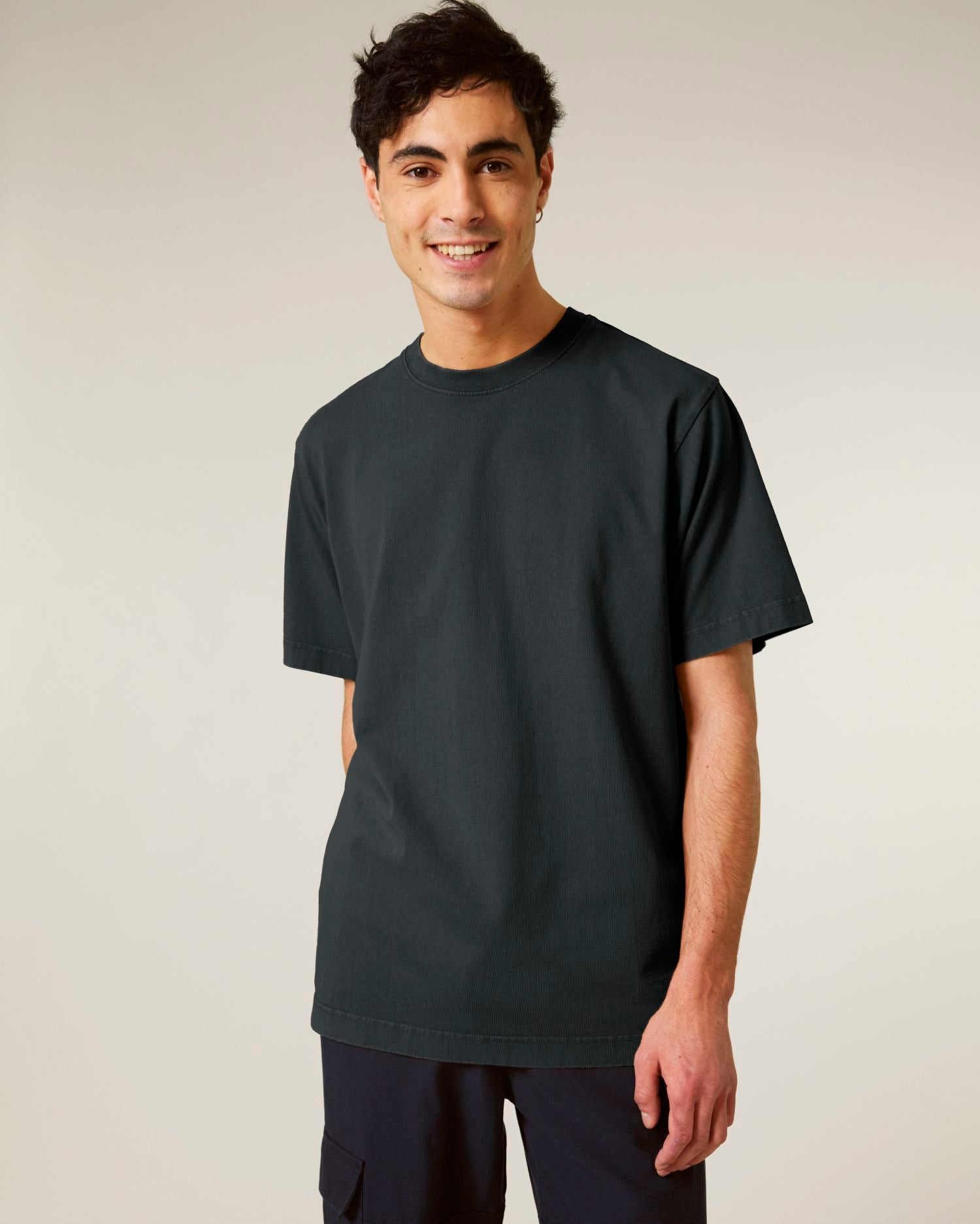 #Farbe_G. Dyed Black Rock - C140