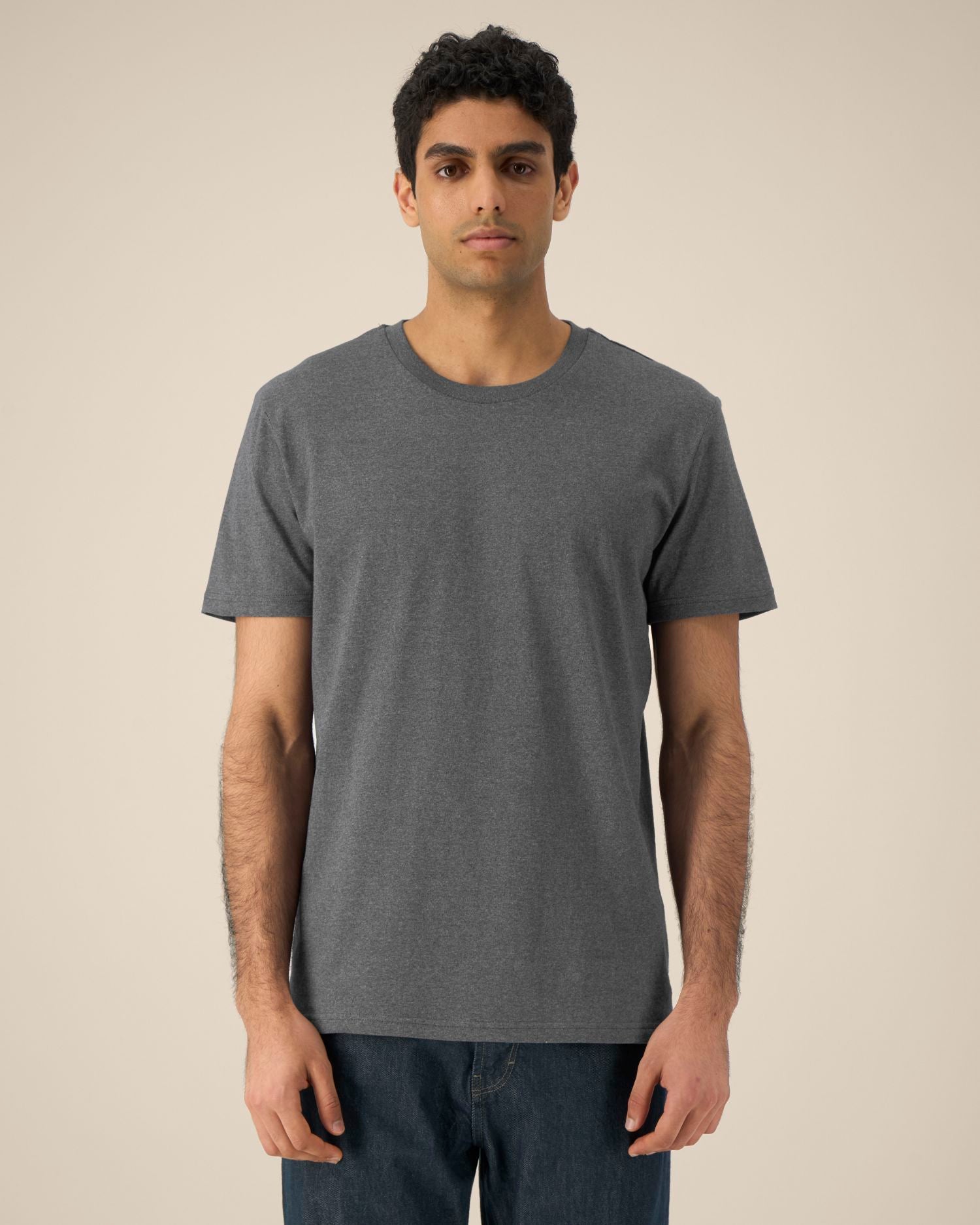 #Farbe_RE-Black - C600