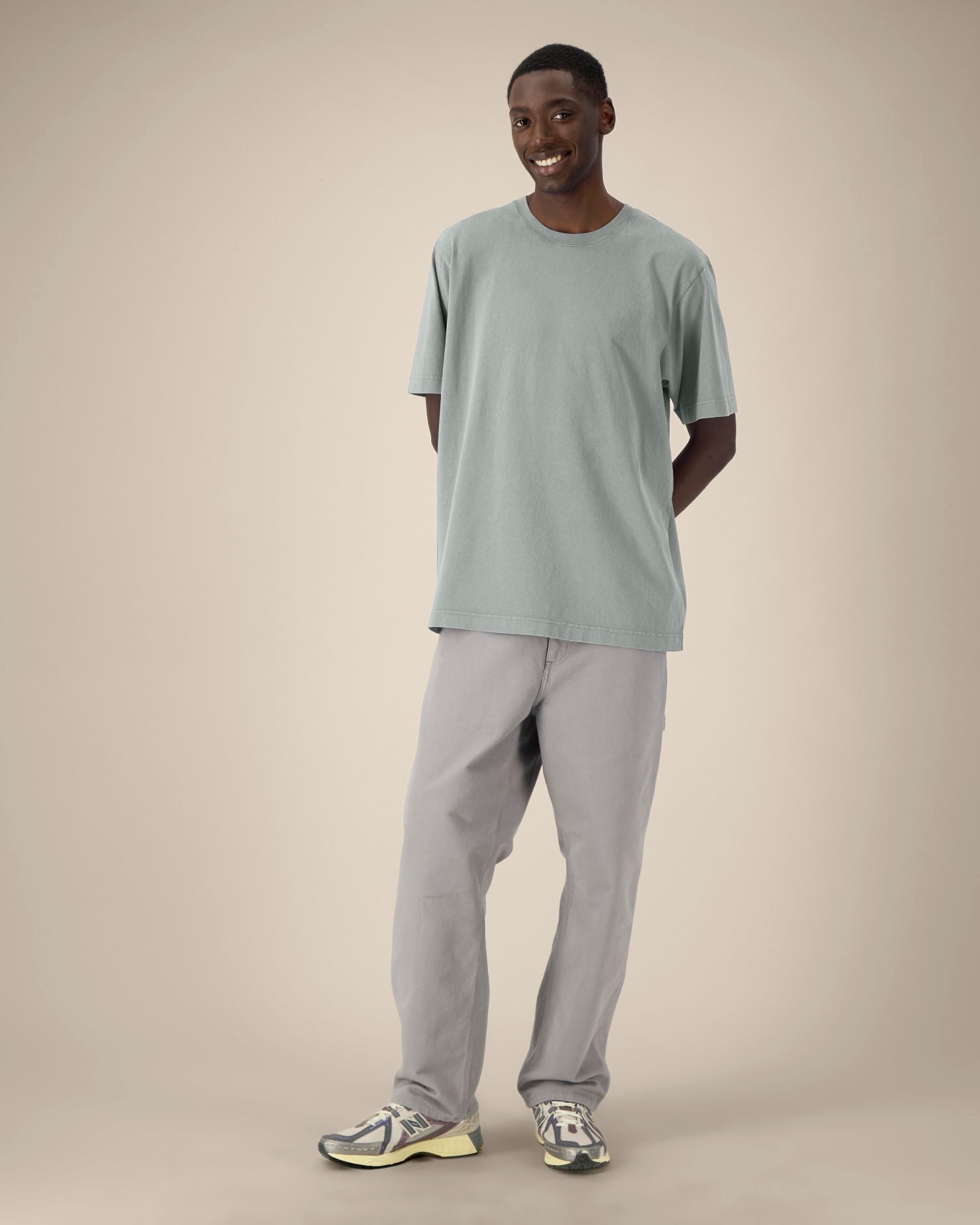 #Farbe_G. Dyed Misty Grey - C157