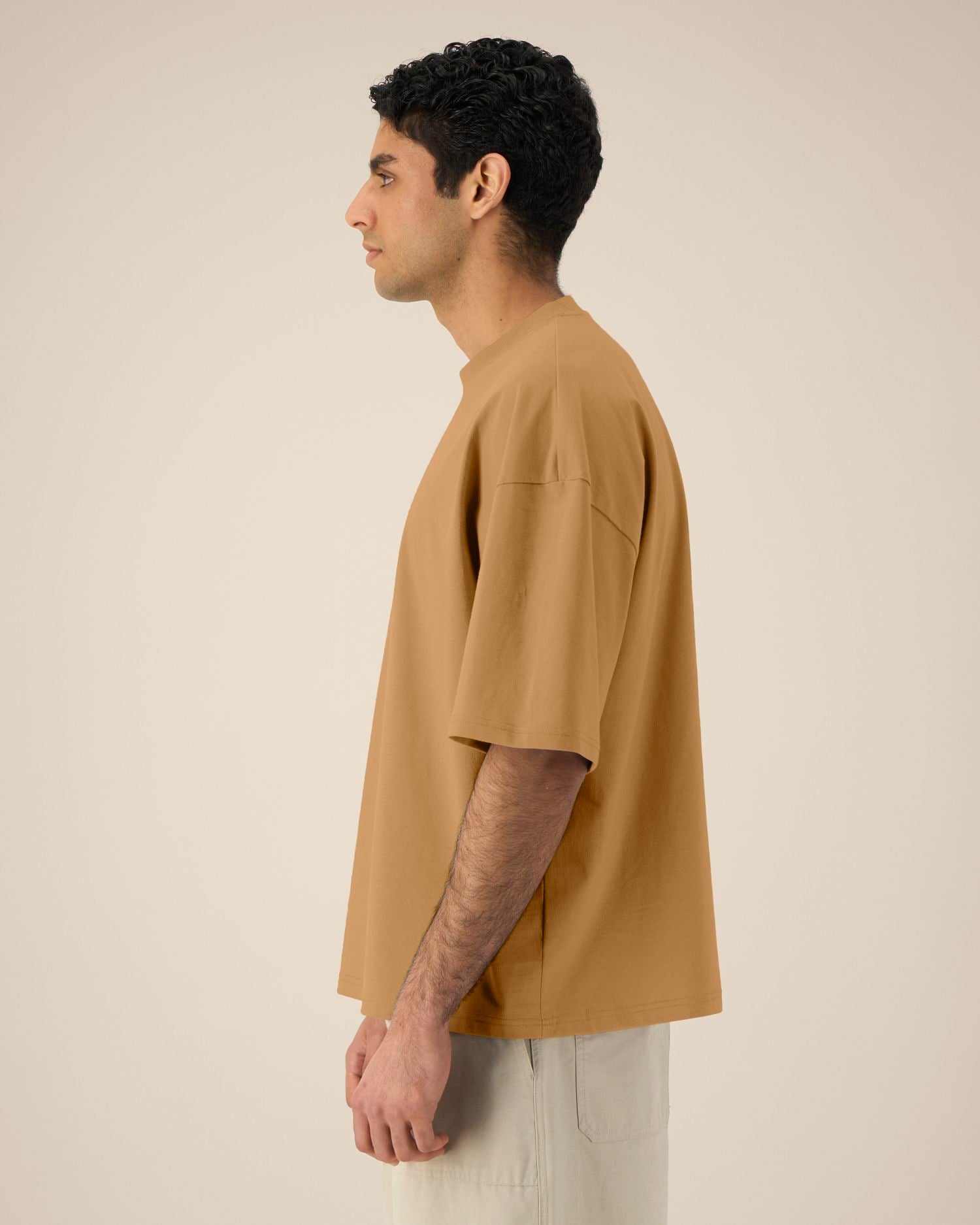 #Farbe_Grounded Beige - C152