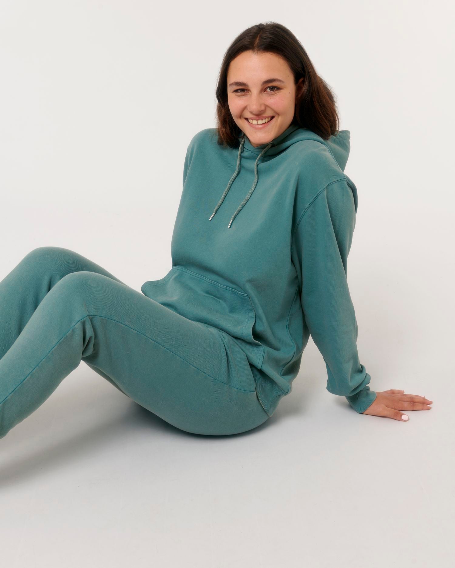 #Farbe_G. Dyed Hydro - C102