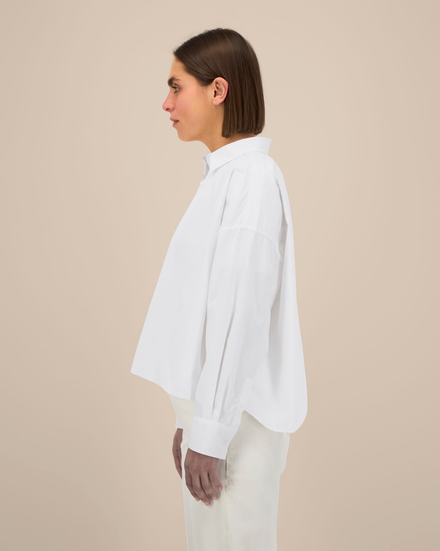 #Farbe_White - C001