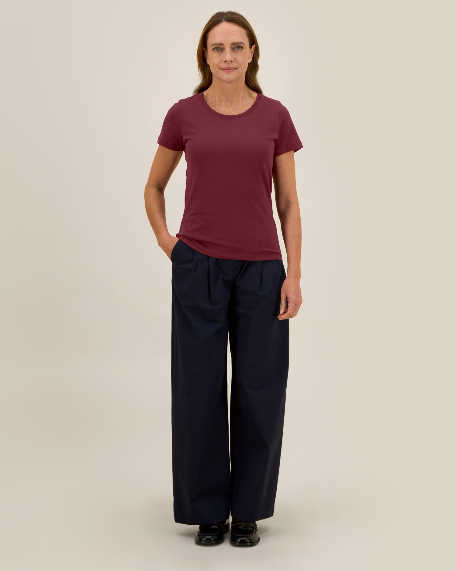 #Farbe_Burgundy - C244