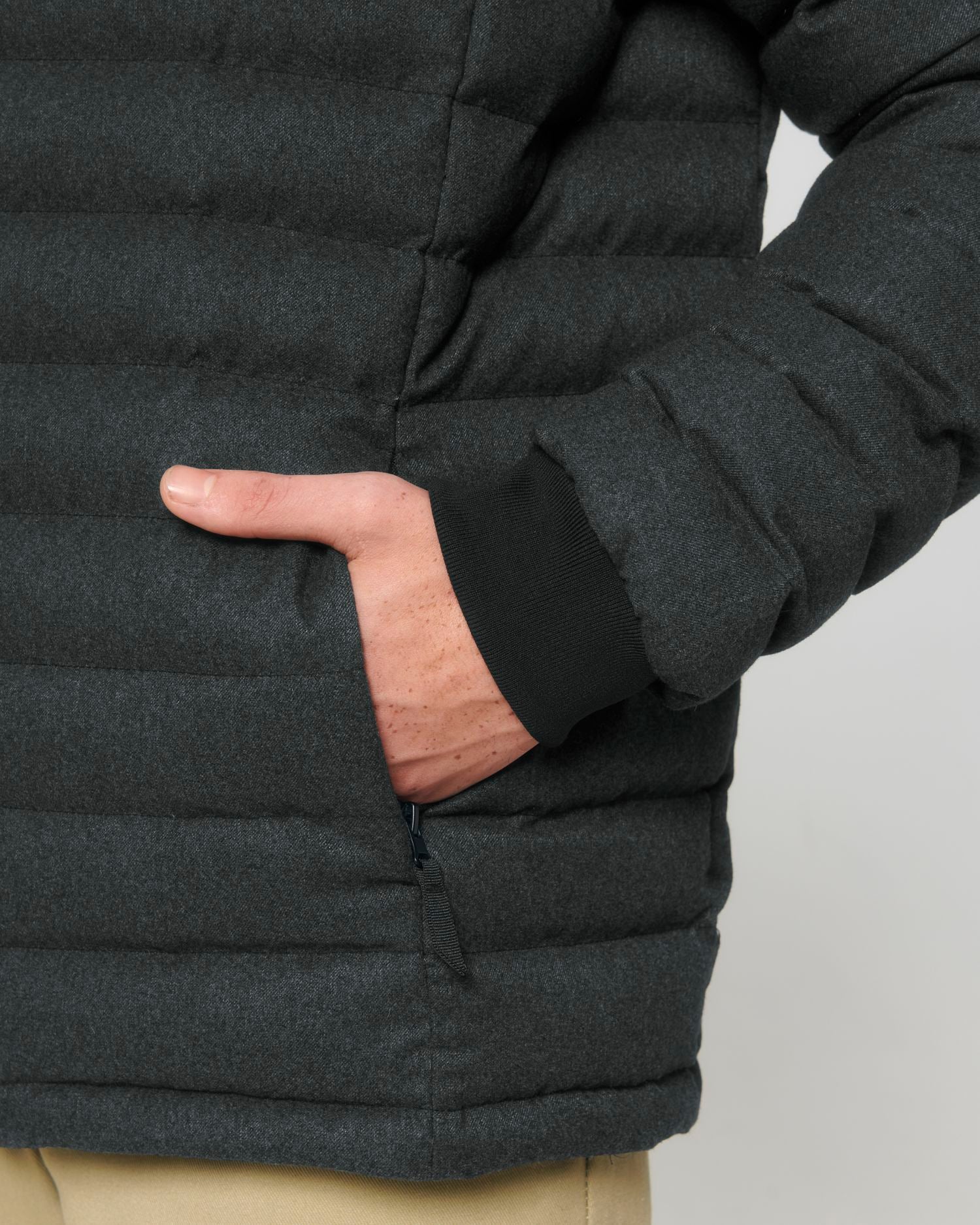 #Farbe_Dark Heather Grey - C651