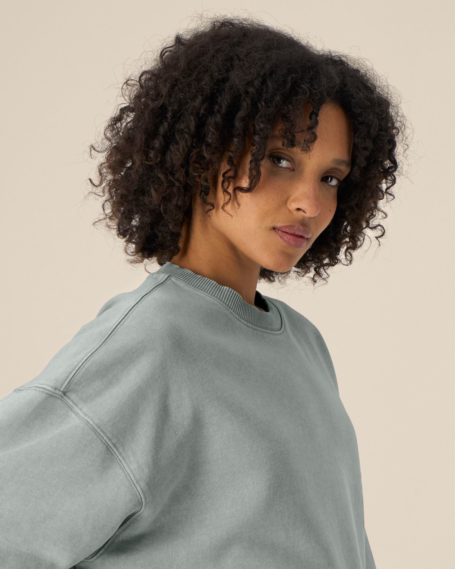 #Farbe_G. Dyed Misty Grey - C157