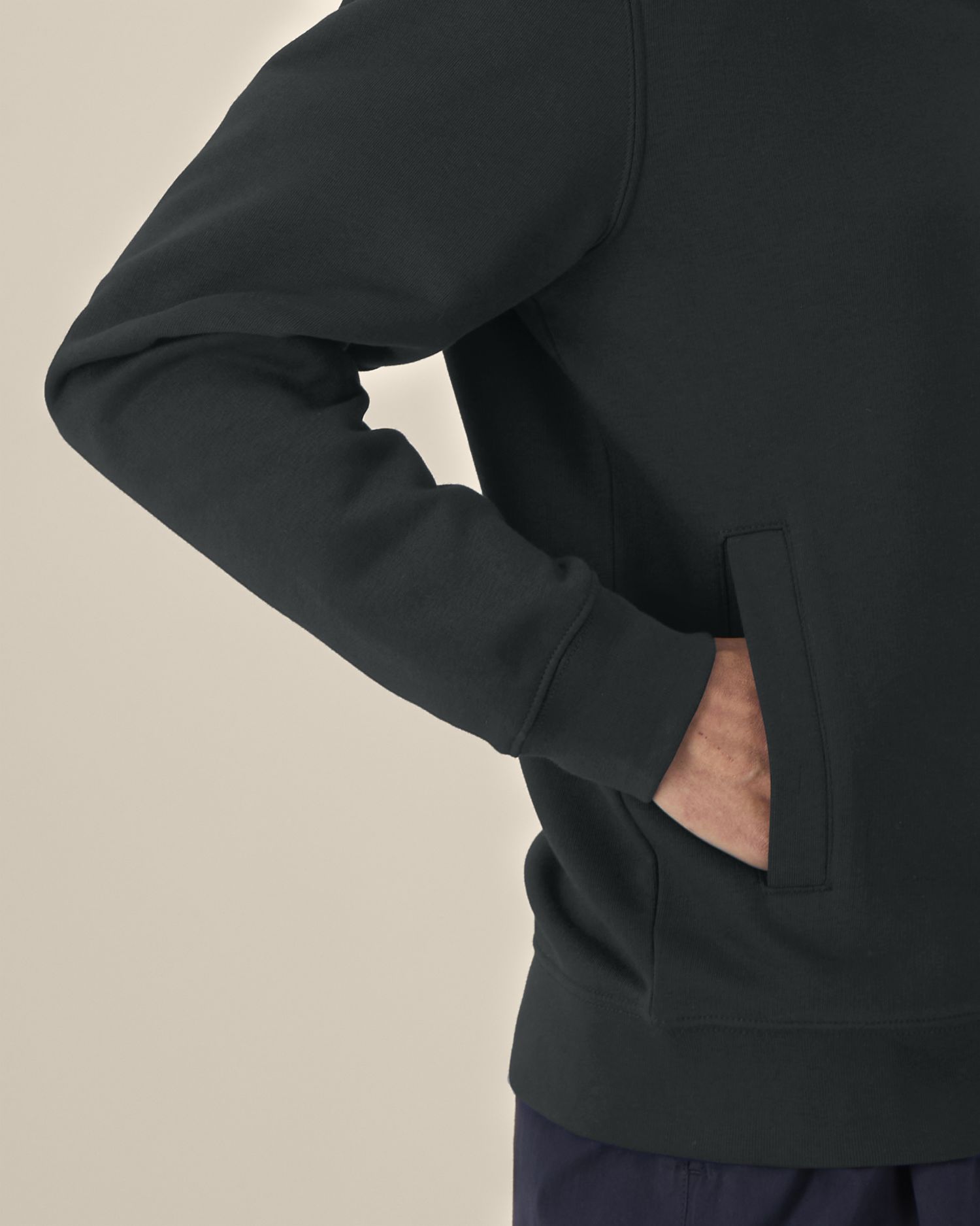 #Farbe_Black - C002