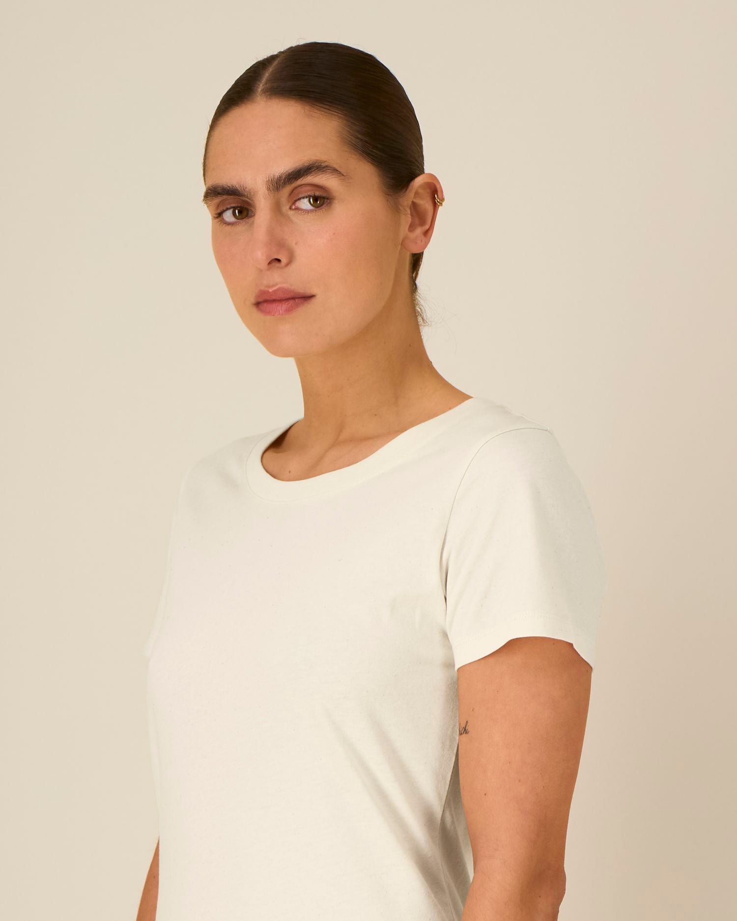 #Farbe_Natural Raw - C054