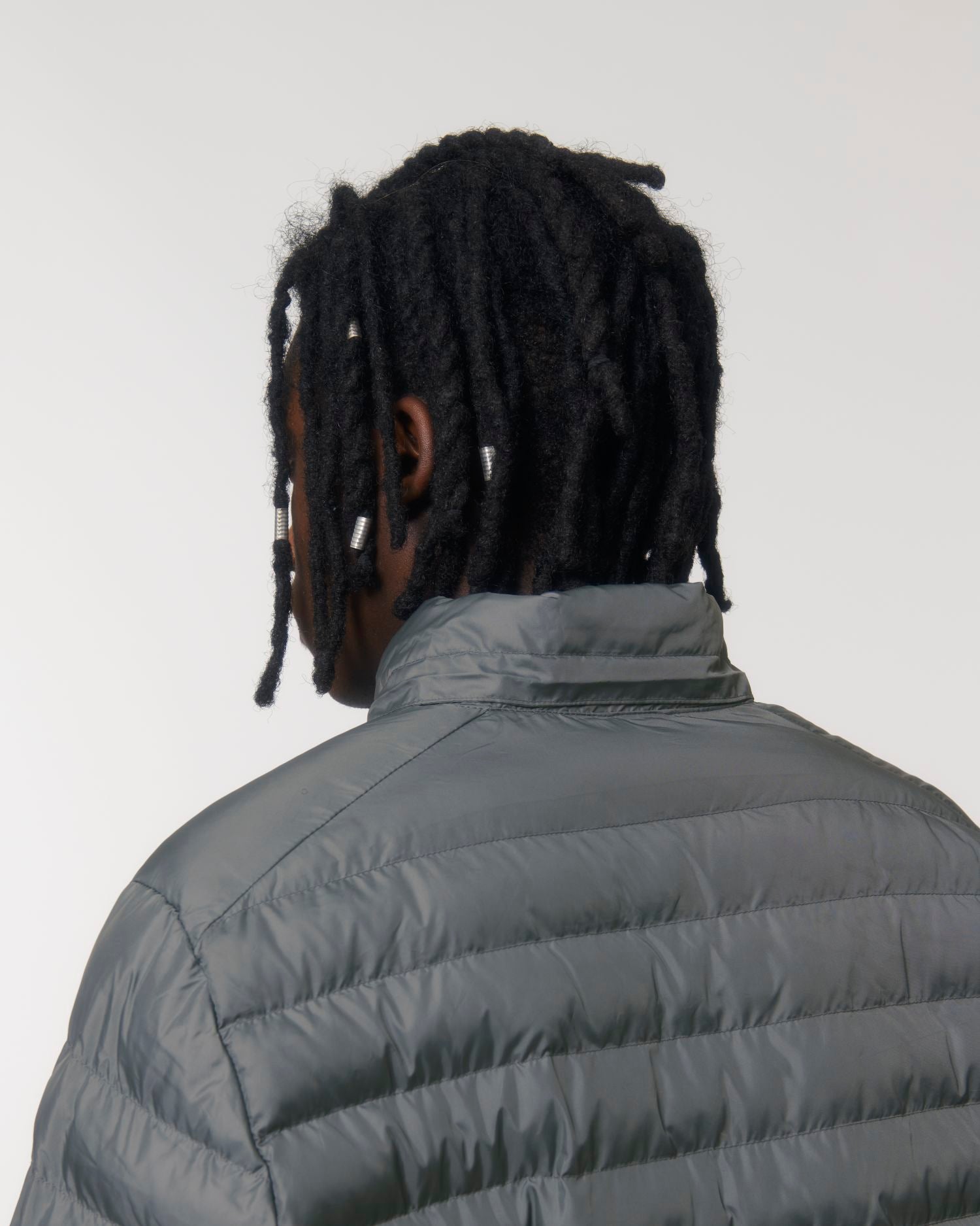 #Farbe_Deep Metal - C080