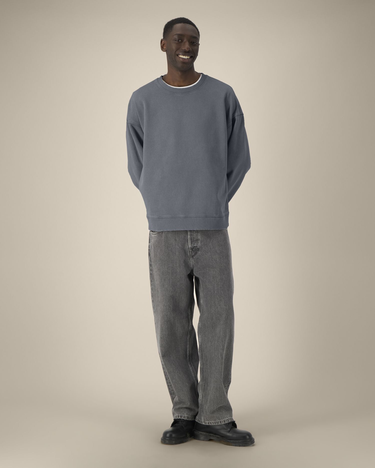 #Farbe_G. Dyed Anthracite - C162