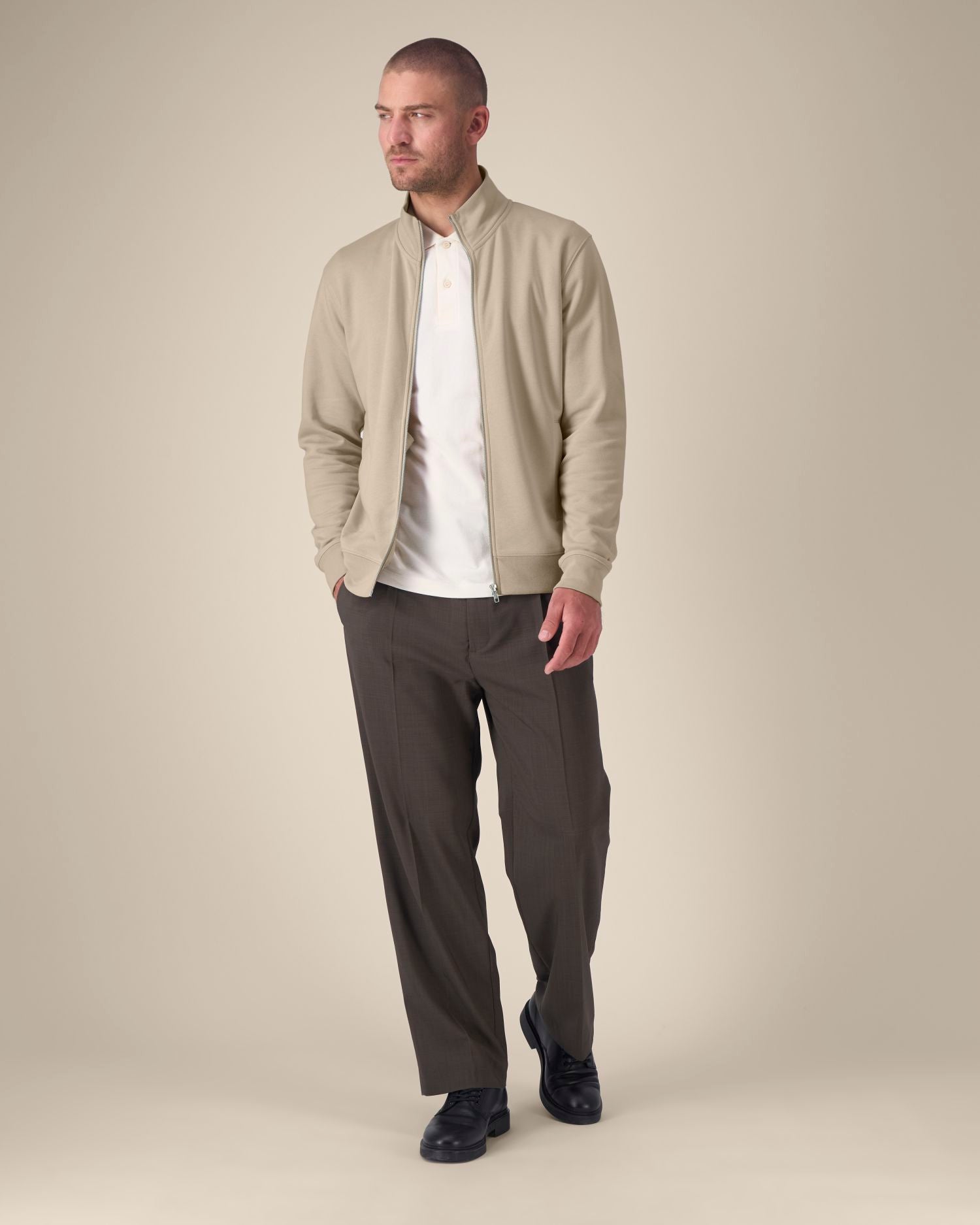 #Farbe_Desert Dust - C028