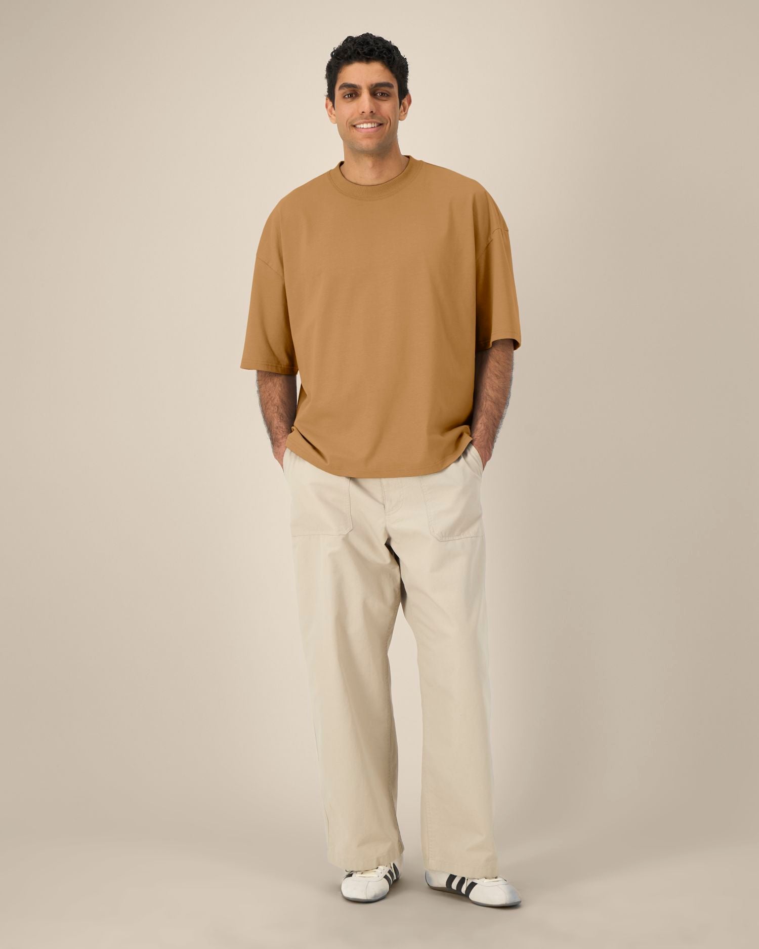 #Farbe_Grounded Beige - C152