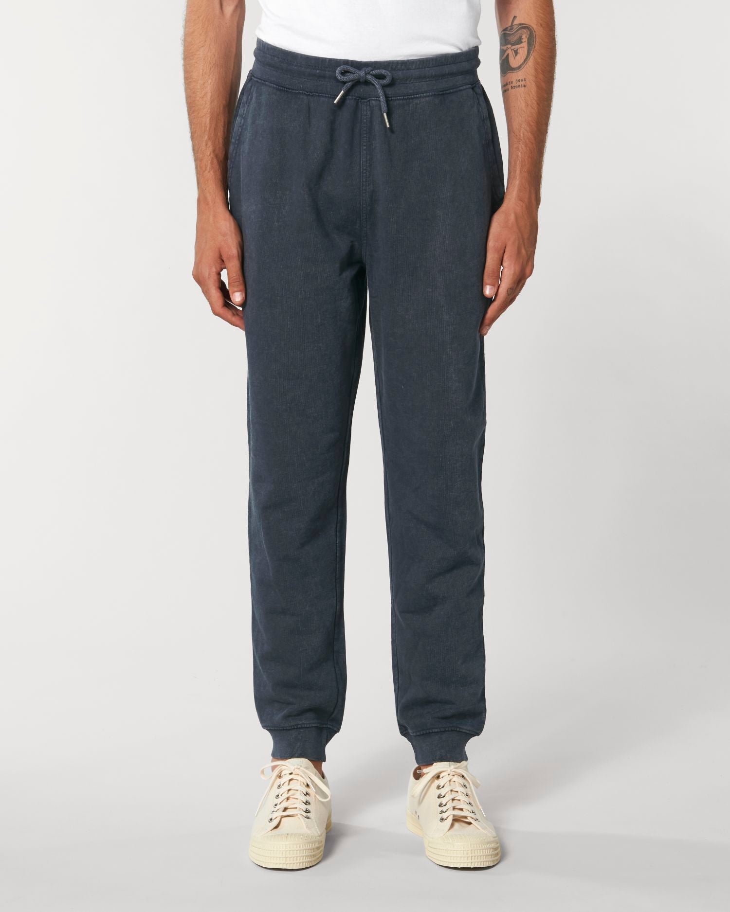 #Farbe_G. Dyed Aged India Ink Grey - C520