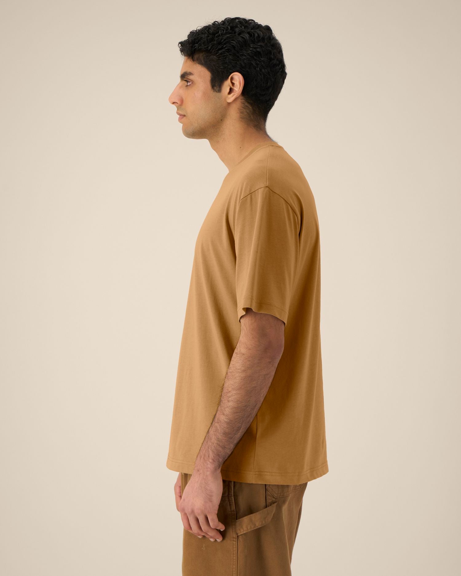 #Farbe_Grounded Beige - C152