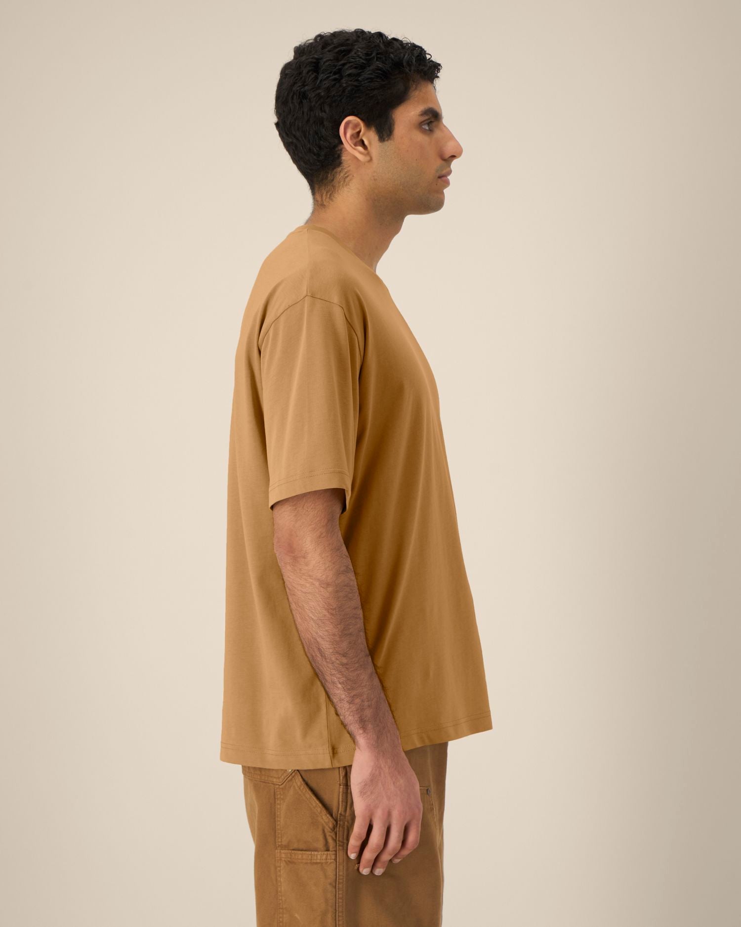 #Farbe_Grounded Beige - C152