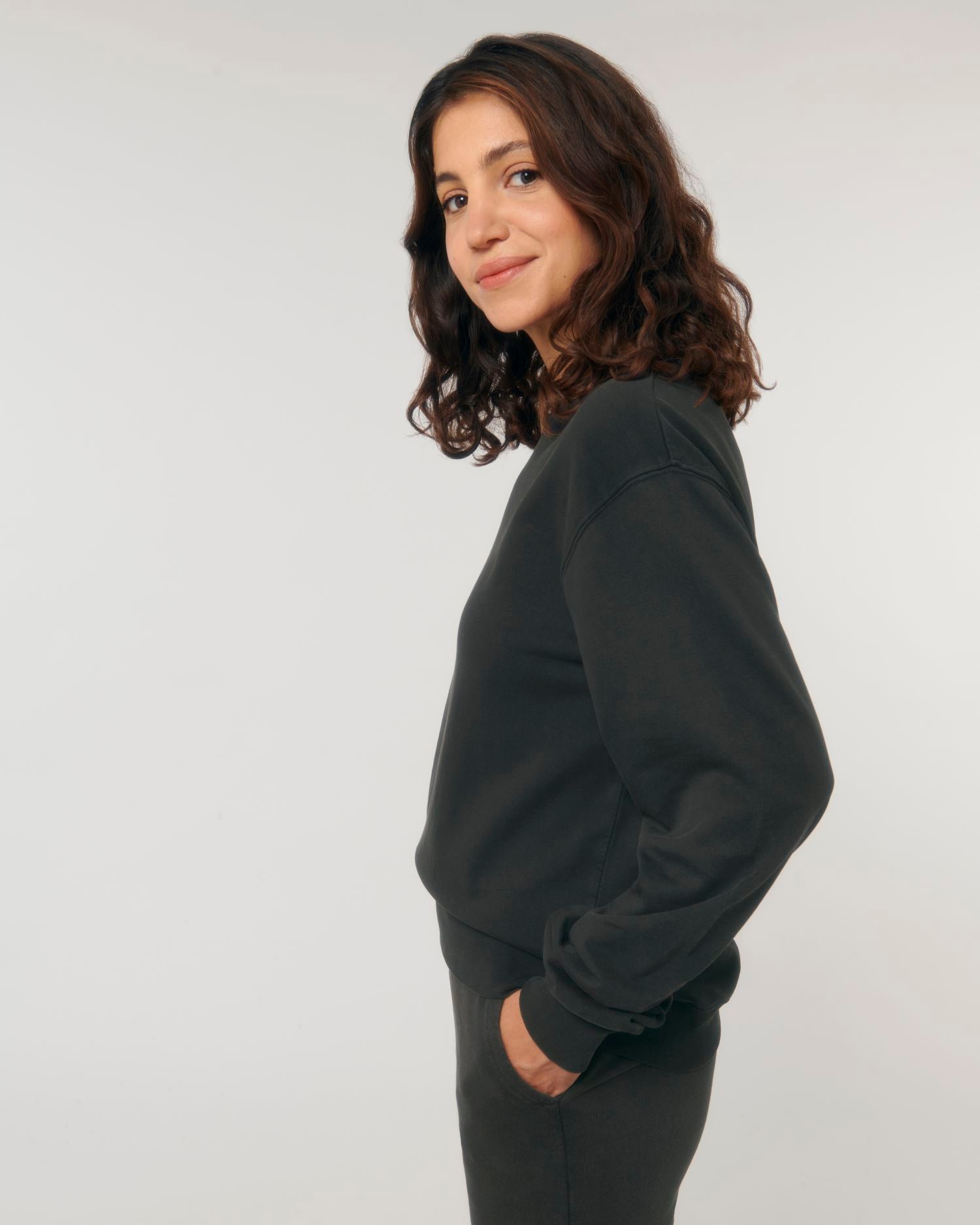 #Farbe_G. Dyed Black Rock - C140