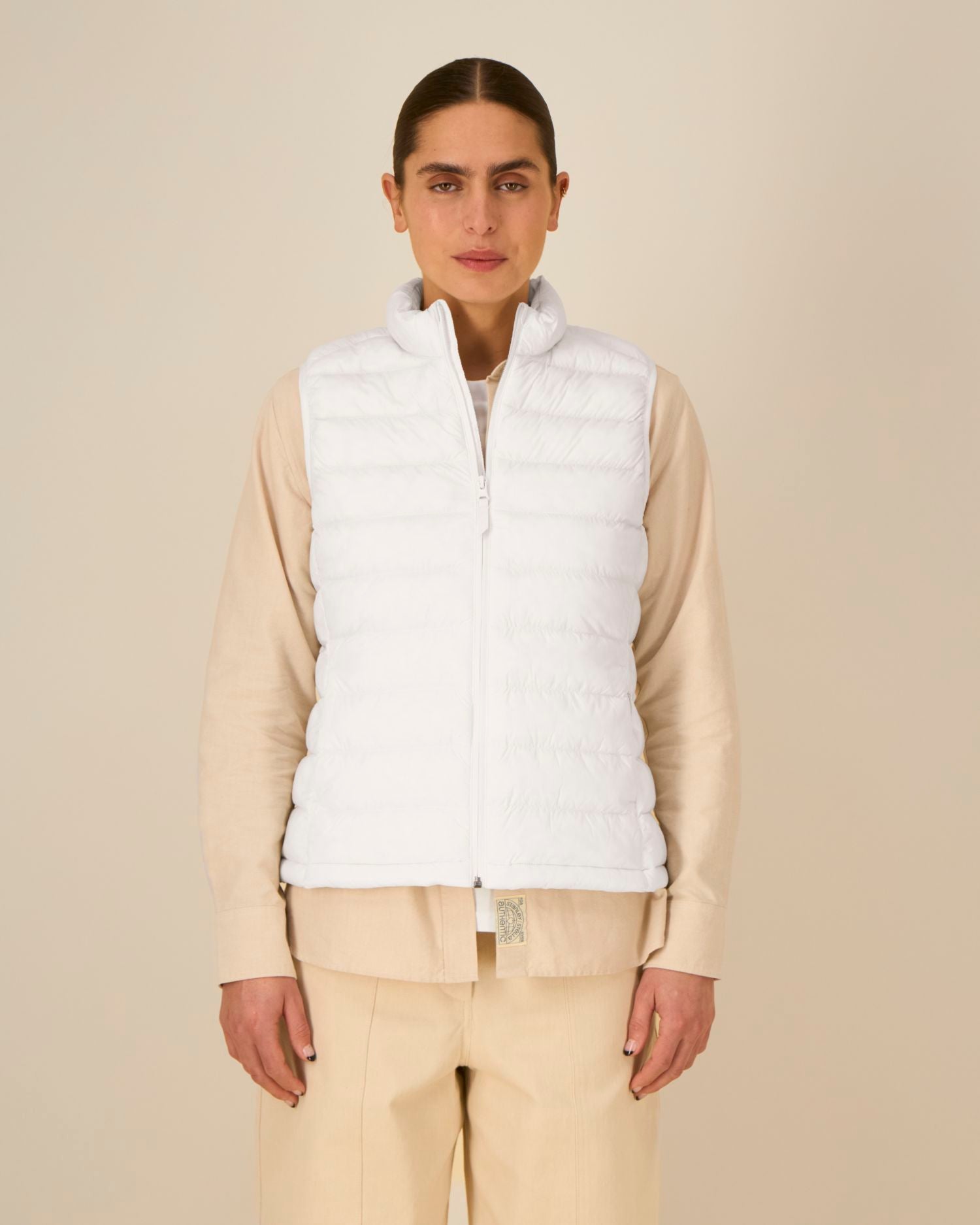 #Farbe_Off White - C018