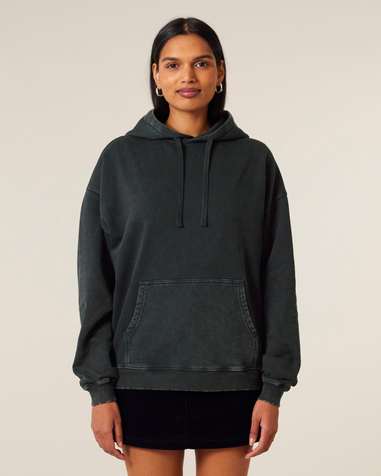 #Farbe_G. Dyed Black Rock - C140