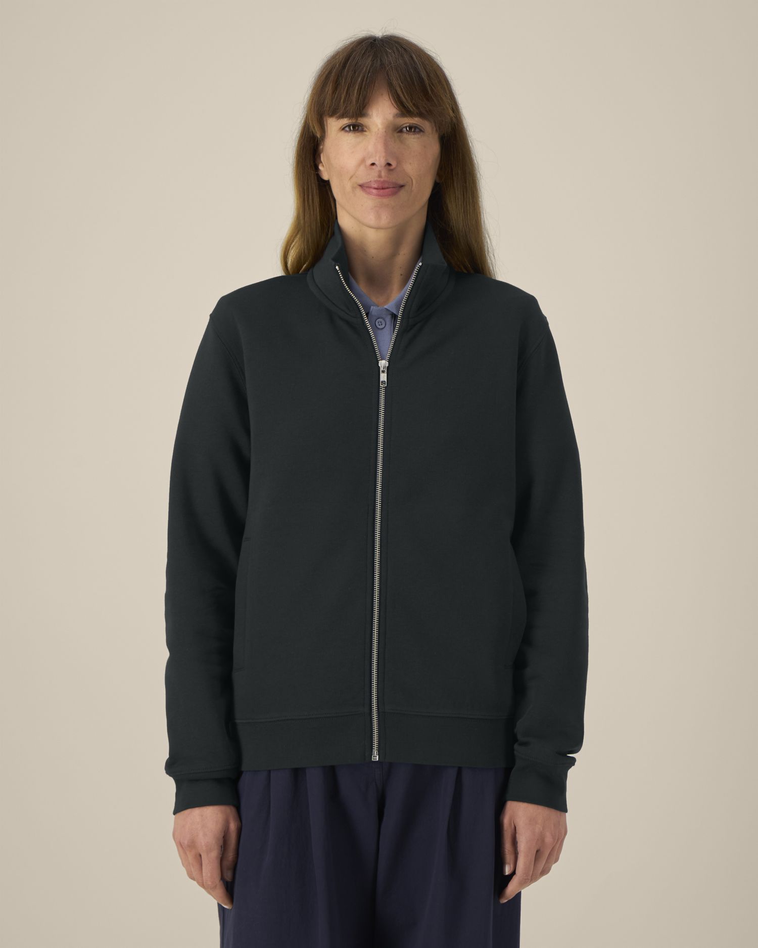 #Farbe_Black - C002