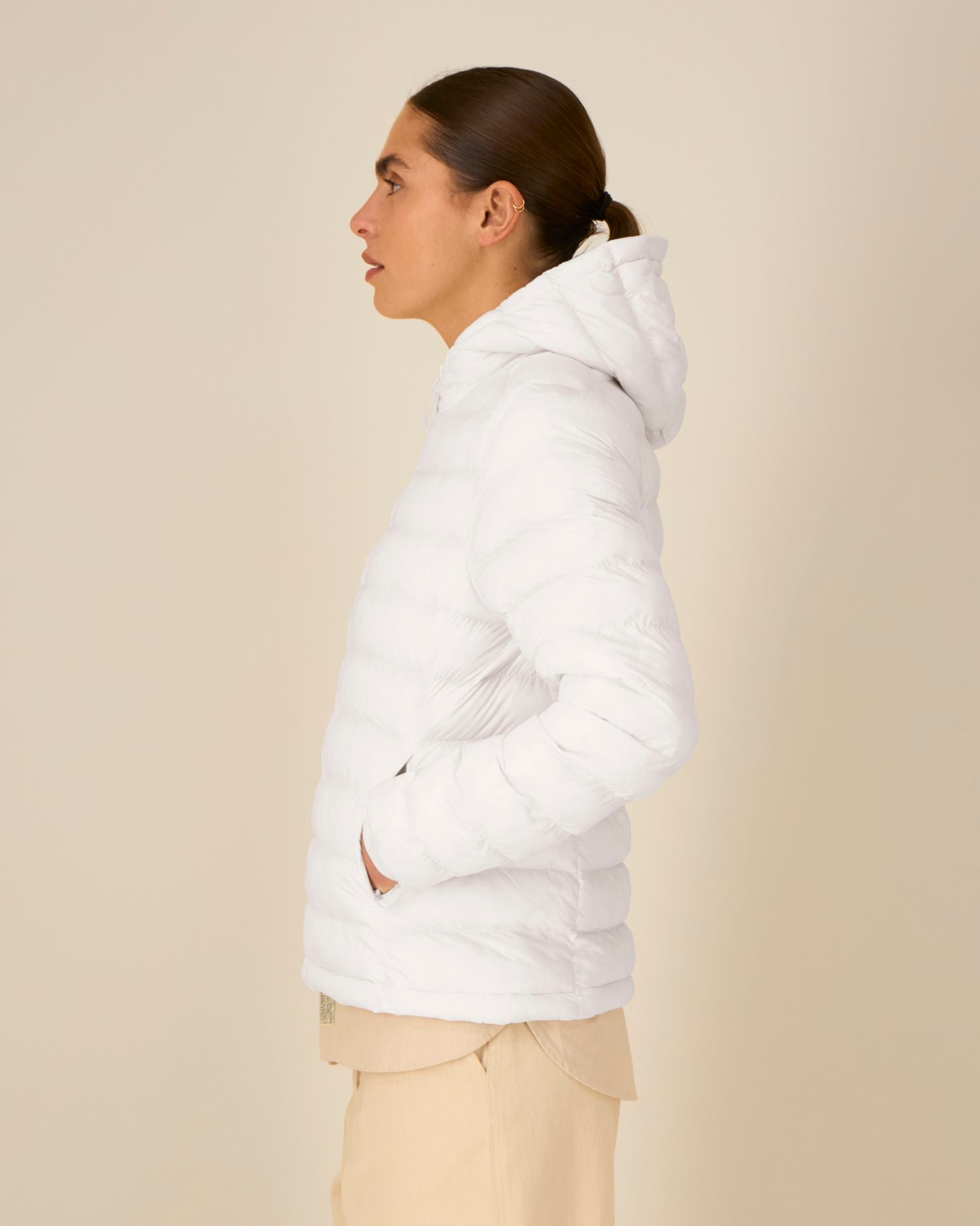 #Farbe_Off White - C018