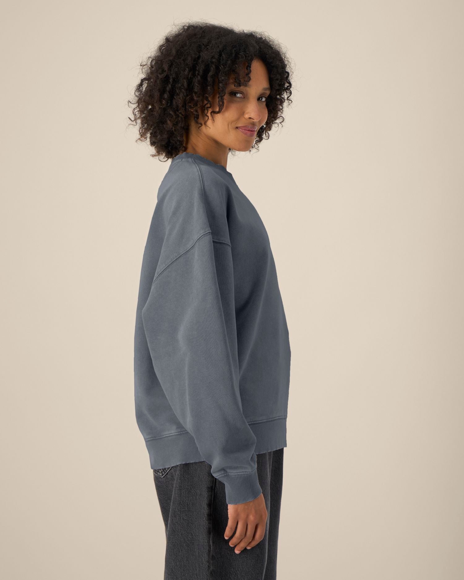 #Farbe_G. Dyed Anthracite - C162